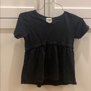 Peek Girl’s Black Tee Size 10